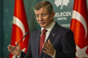 Ahmet Davutoğlu'dan Cumhurbaşkanı Erdoğan ve Devlet Bahçeli'ye Övgü