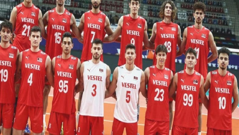 22-yas-alti-erkek-milli-voleybol-takimi-avrupa-sampiyonasi-elemelerinde-basarili-bir-performans-sergiledi-M2LMFIwQ.jpg