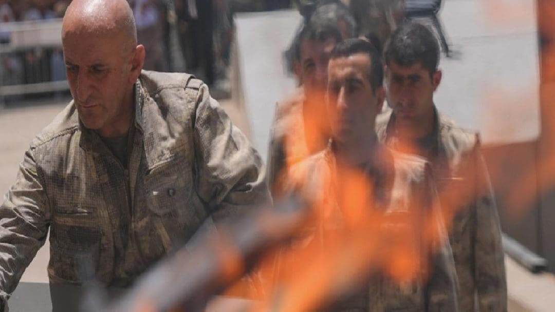 irak-kurt-bolgesel-yonetimi-ve-pkk-silah-birakma-adimi-cPrleJbi.jpg
